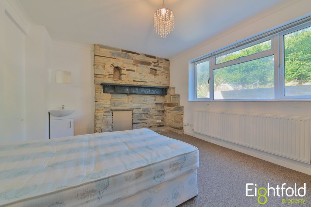 Property photo 3 of 13 Image