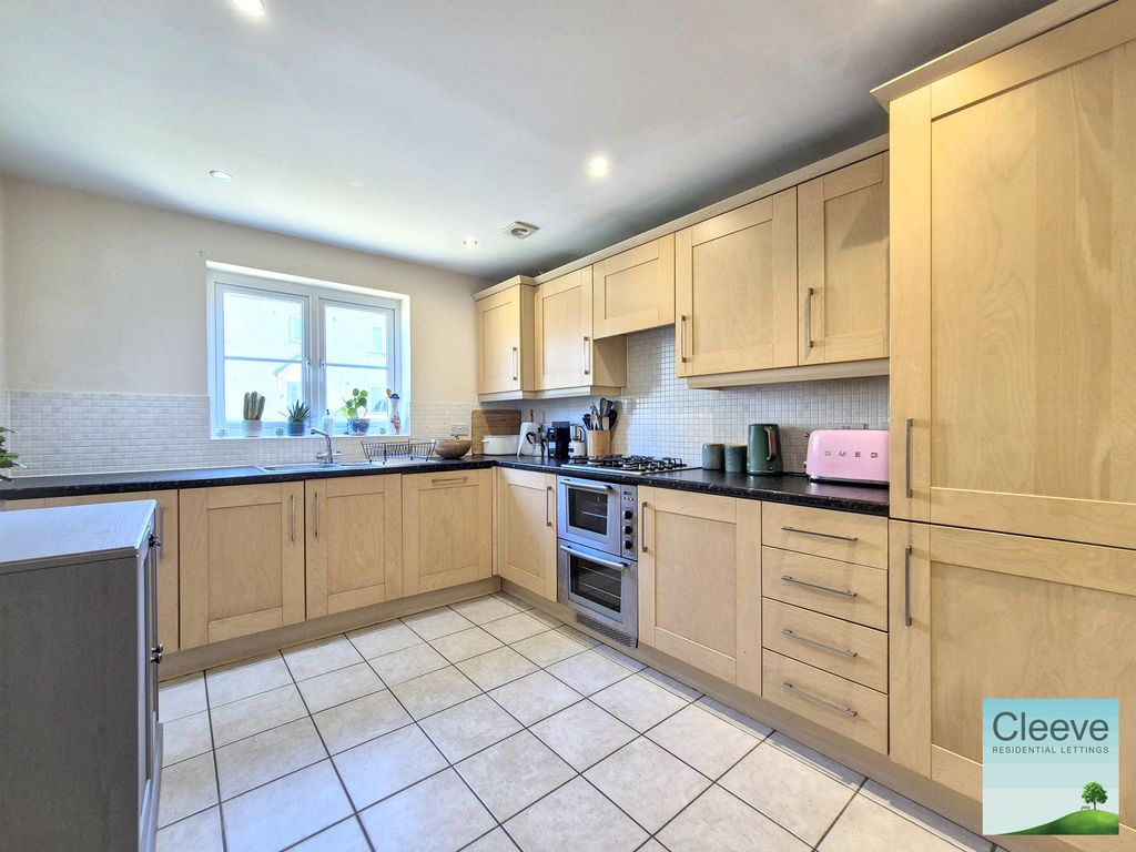 Property photo 3 of 18 1000106288
