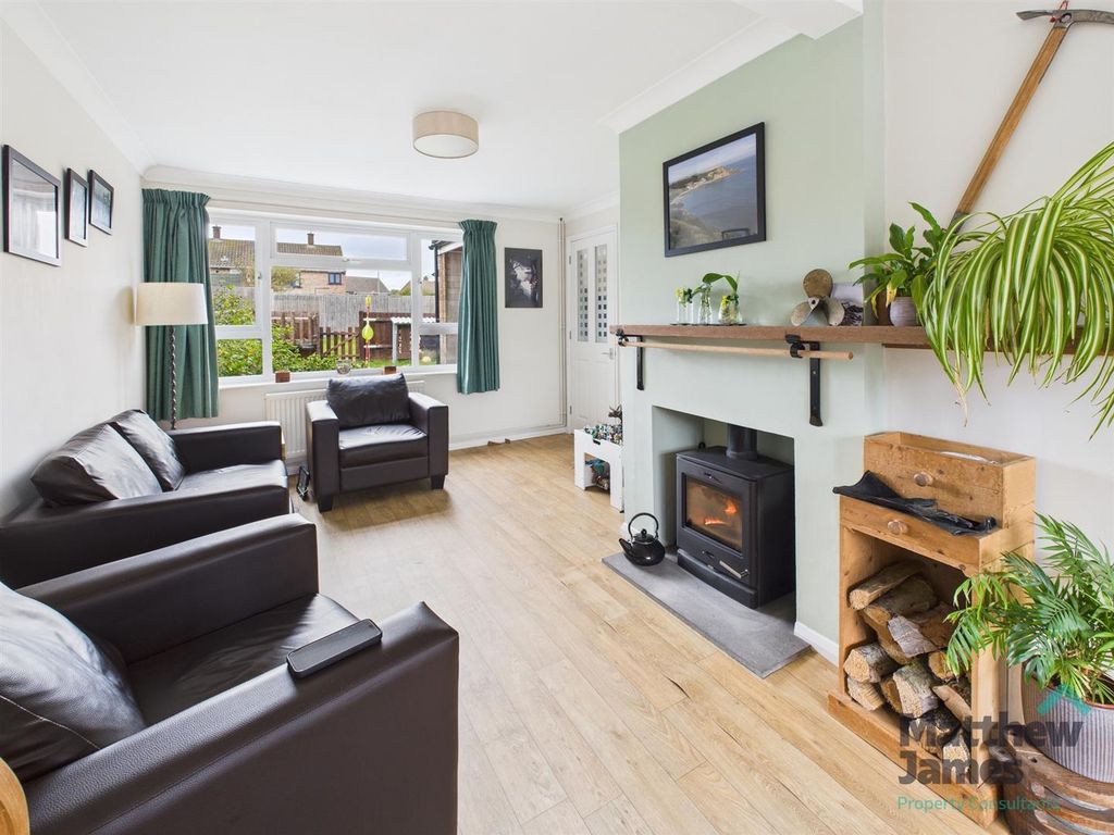 Property photo 2 of 13 Cam03063G0-Pr0142-Still010.Jpg