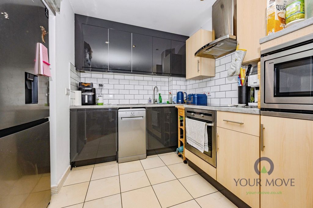 Property photo 2 of 12 Pbox-Img.Jpg