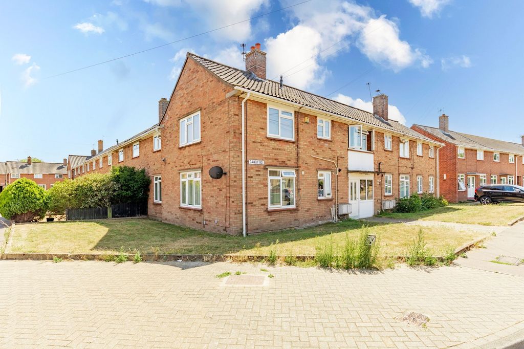 Property photo 1 of 12