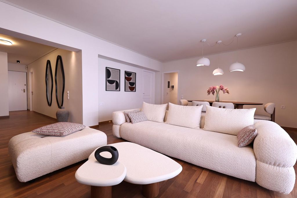 Property photo 2 of 29