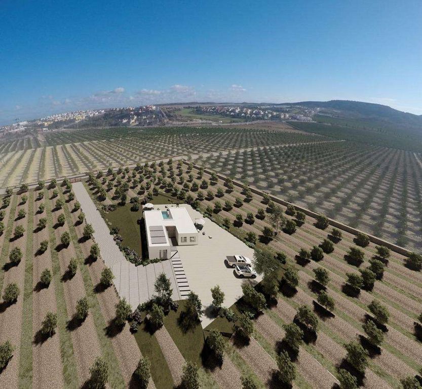 Property photo 1 of 20