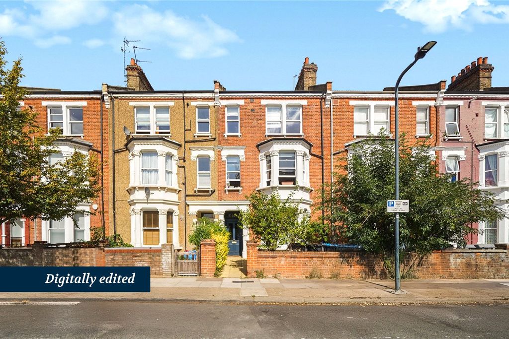 Property photo 3 of 18 Picture No. 22