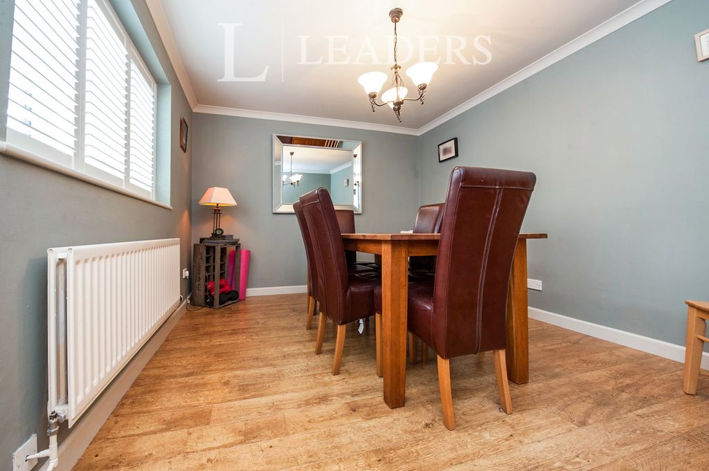 Property photo 3 of 10 Dining Room