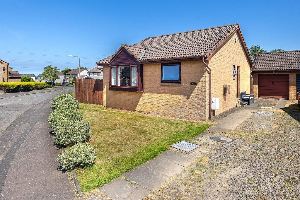 Property photo 1 of 24