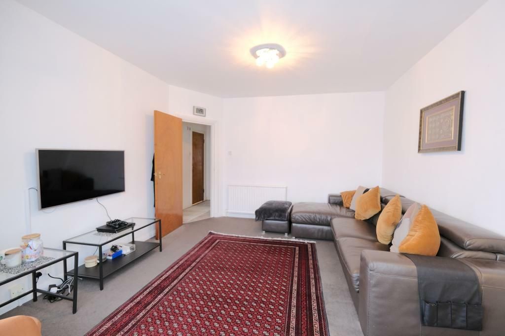 Property photo 3 of 21