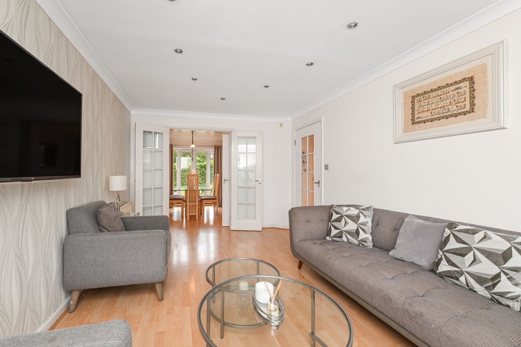 Property photo 3 of 15 Property Image 3