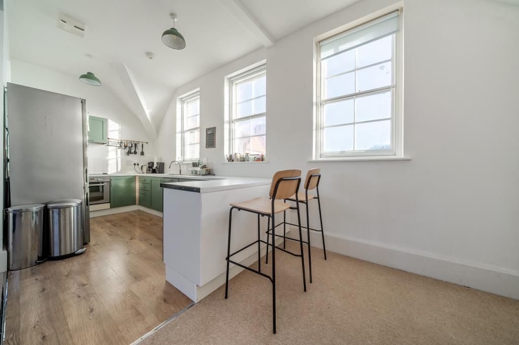 Property photo 3 of 20 Dining Area/Kitchen