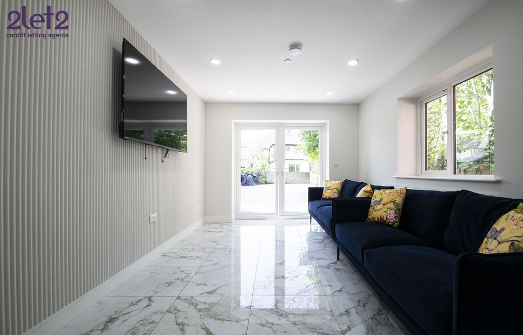 Property photo 2 of 19 Photo 2