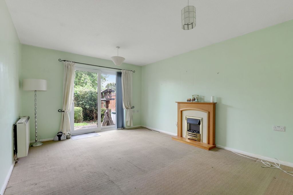 Property photo 2 of 13