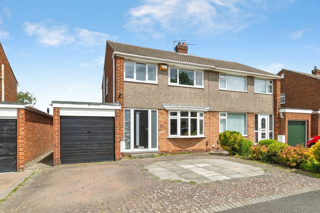 Property photo 1 of 15 Pbox-Img.Jpg