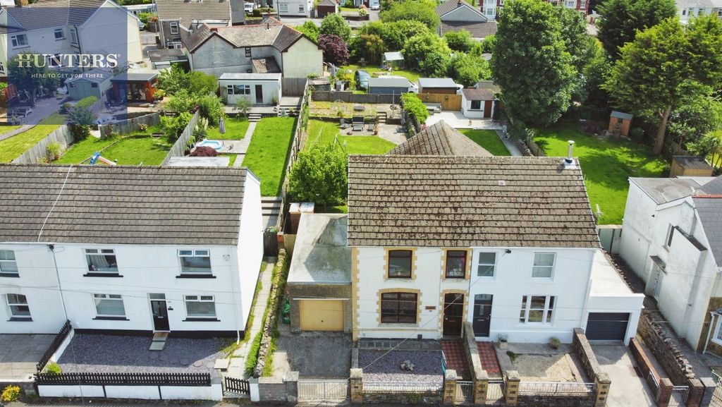 Property photo 1 of 16 Pbox-Img.Jpg