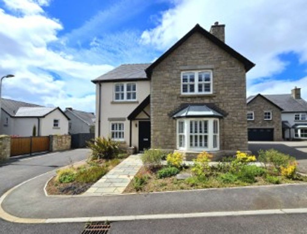 Property photo 1 of 54