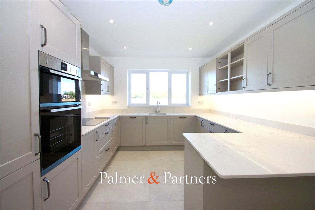 Property photo 1 of 15 Picture No. 23