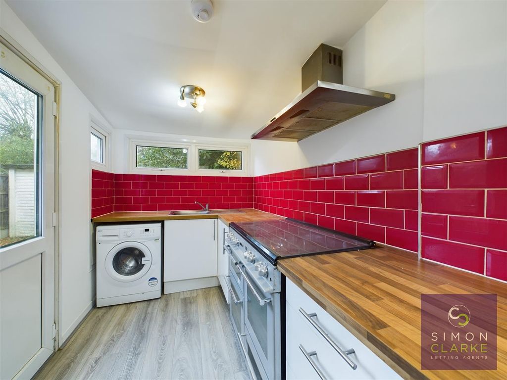 Property photo 2 of 10 Cam03369G0-Pr0178-Still013.Jpg