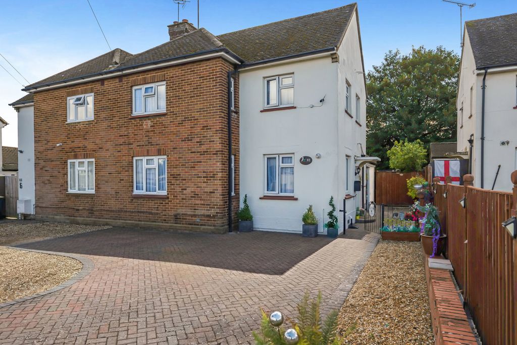 Property photo 1 of 31