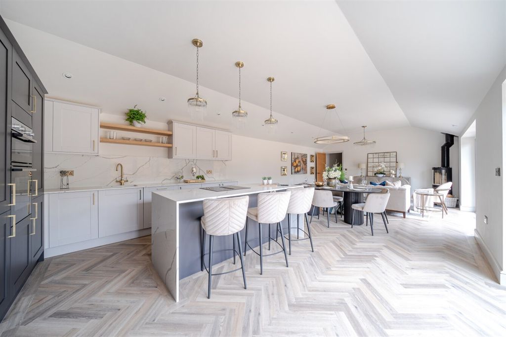 Property photo 2 of 11 Other