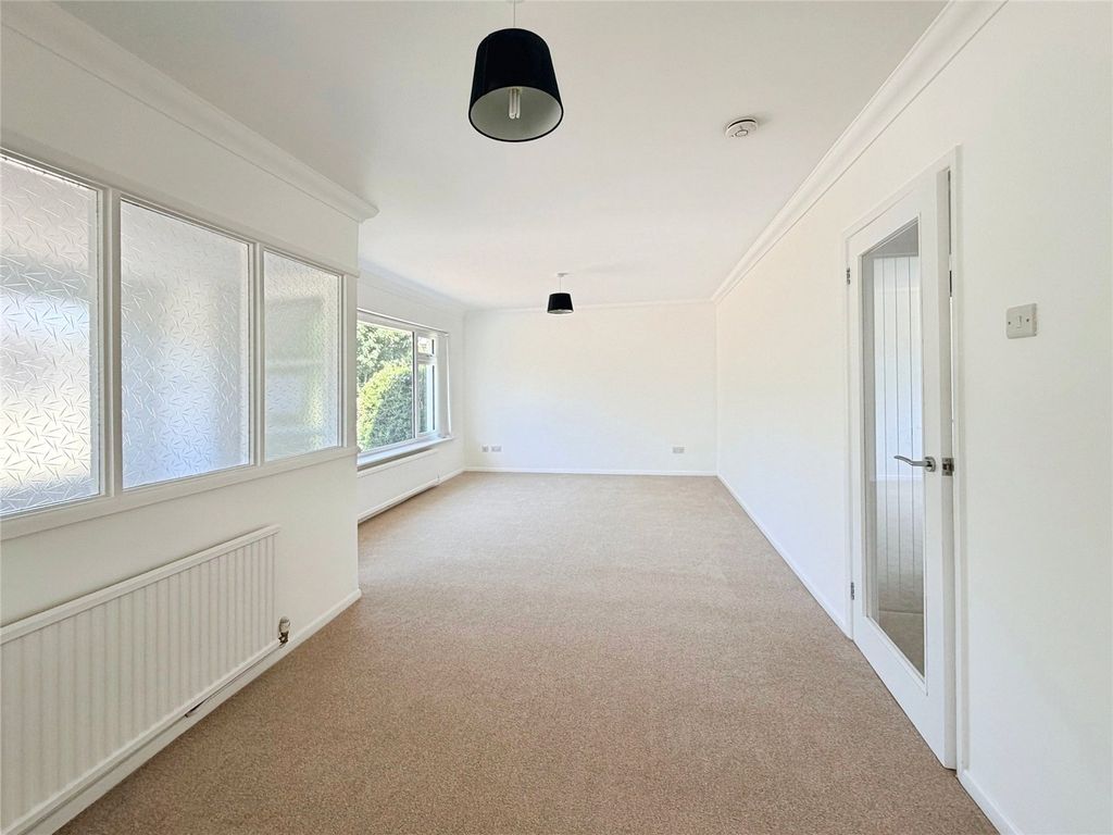 Property photo 2 of 18 Picture No. 42