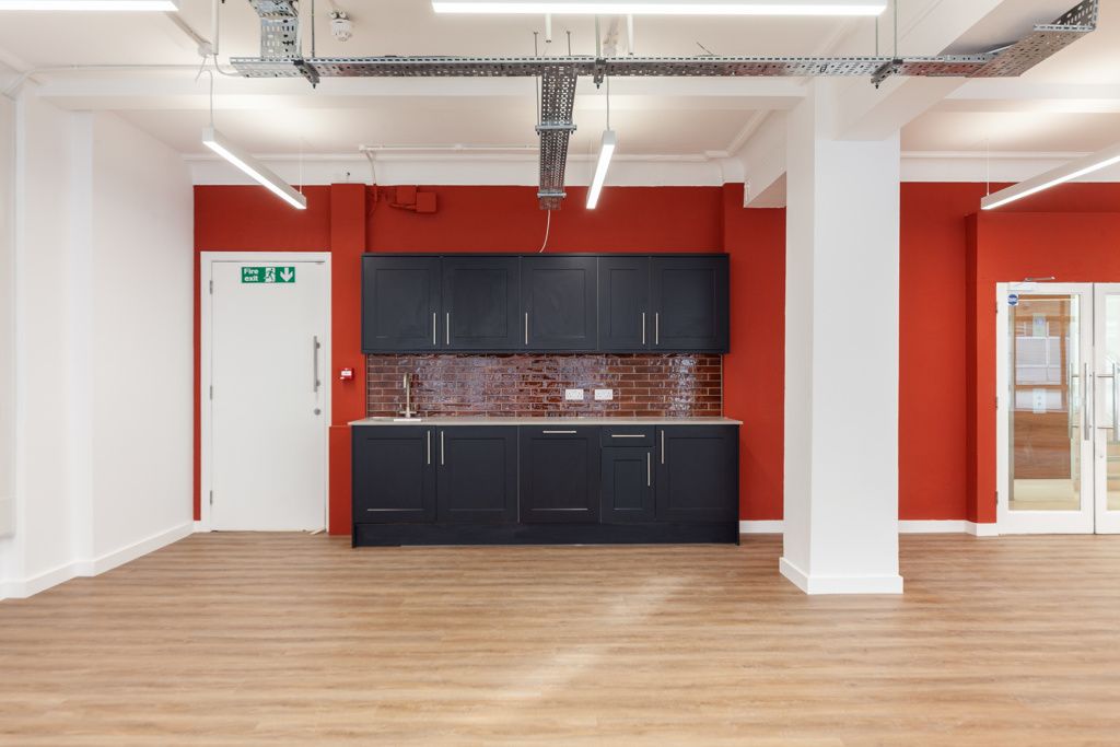 Property photo 3 of 11 Photo 4