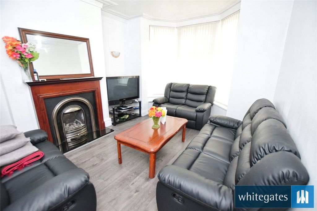 Property photo 2 of 12 Picture No. 01