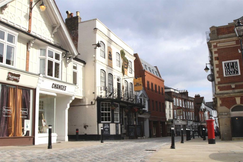 Property photo 1 of 10