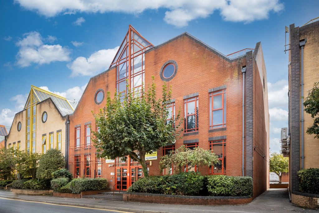 Town house for sale Reading