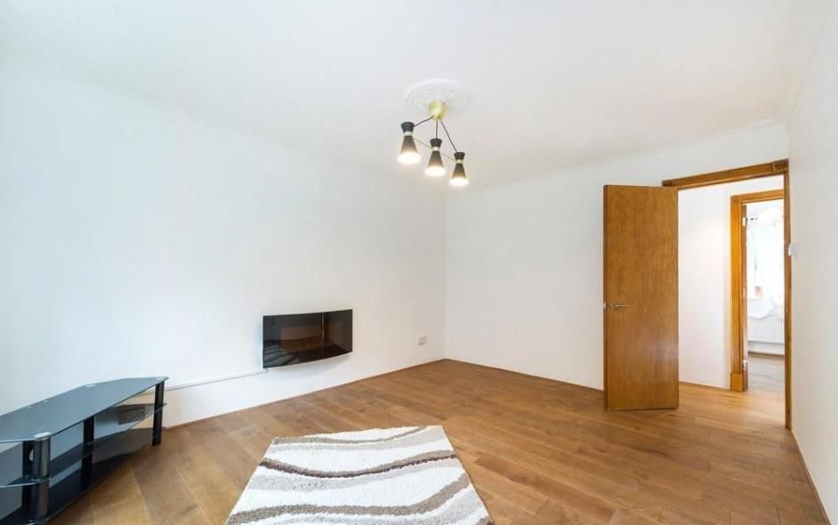 Property photo 3 of 13 Reception Room