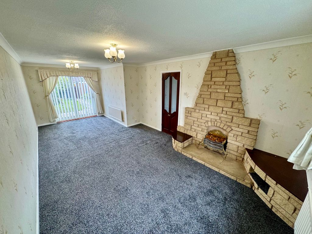 Property photo 2 of 13 Image