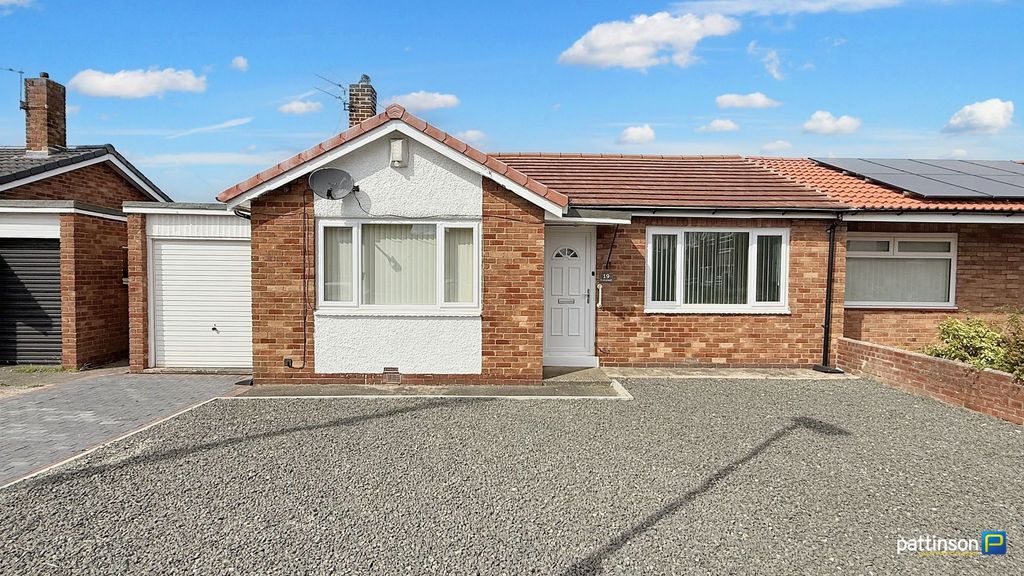 Property photo 1 of 21