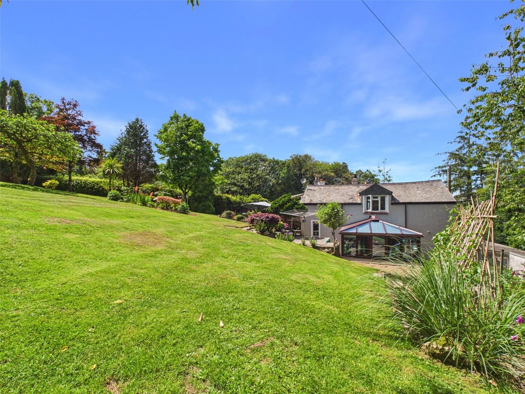 Property photo 1 of 28 Picture No. 02