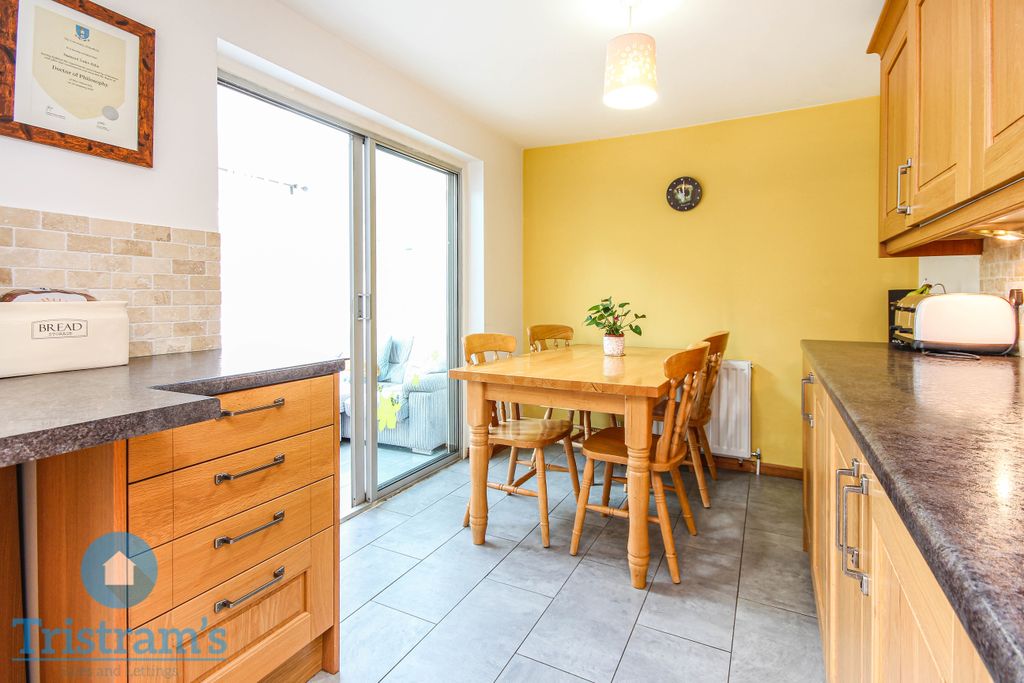 Property photo 3 of 18 Img_8894
