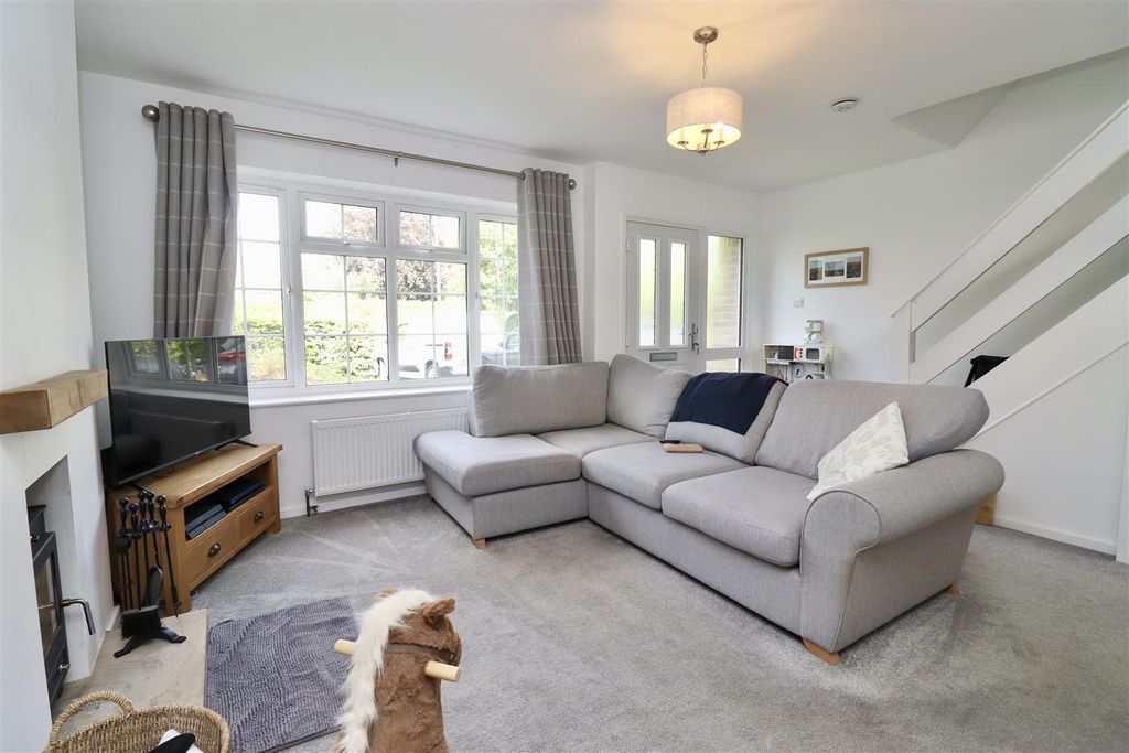 Property photo 2 of 13