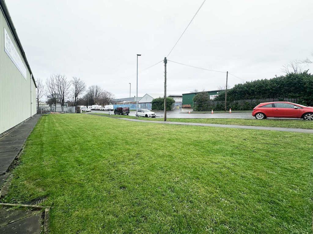 Property photo 2 of 4