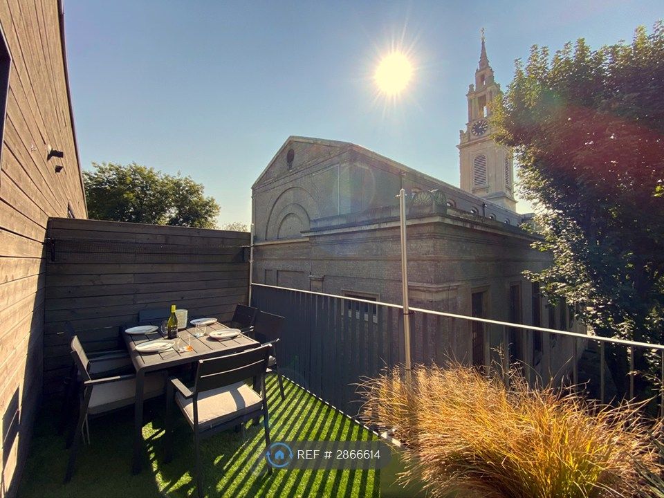 Property photo 2 of 23 Balcony And Outdoor Dining Area