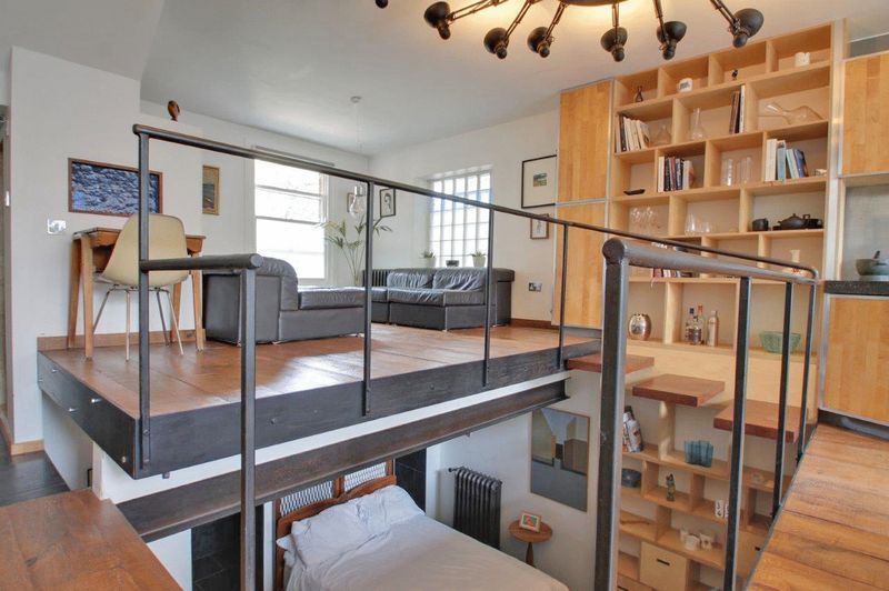 Property photo 3 of 10 Photo 2