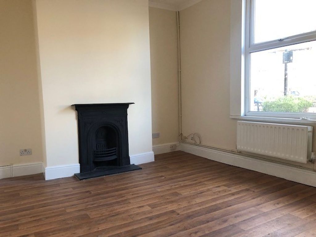 Property photo 2 of 10 Photo 2