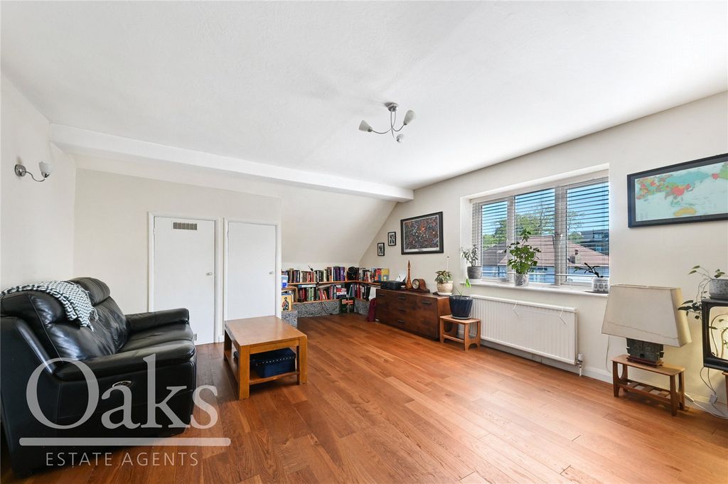 Property photo 2 of 8 Picture No. 06