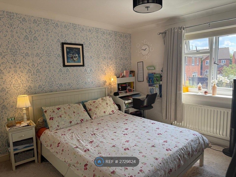 Property photo 3 of 11