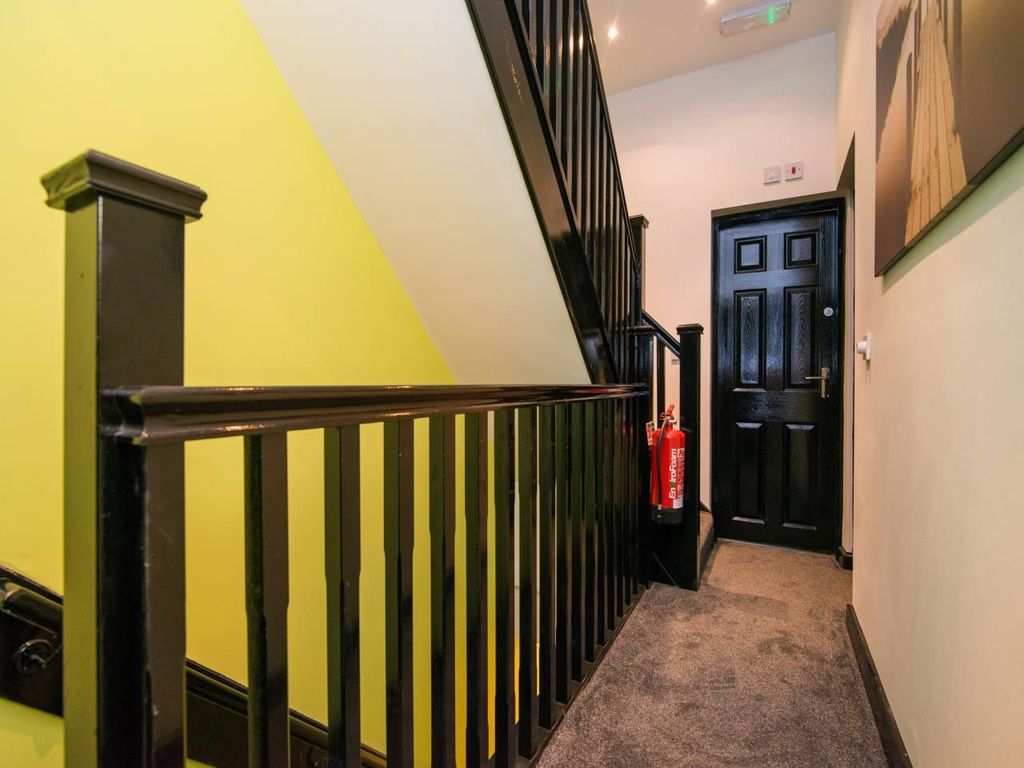 Property photo 2 of 8 Nelson Hallway.Jpg