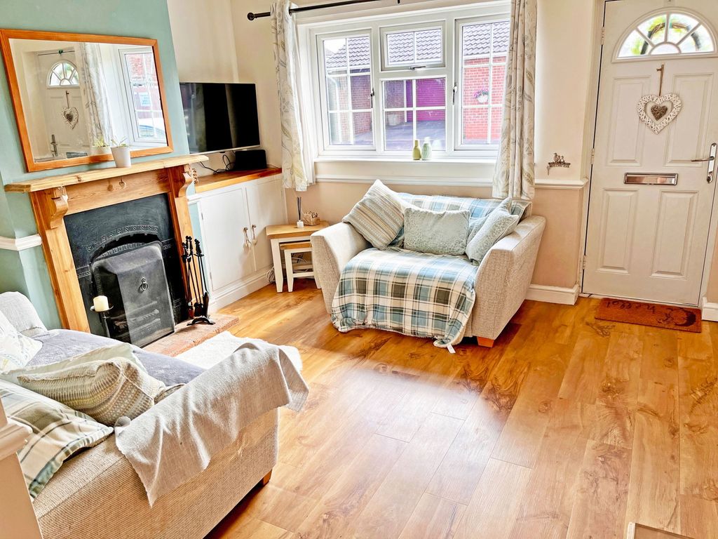 Property photo 2 of 16