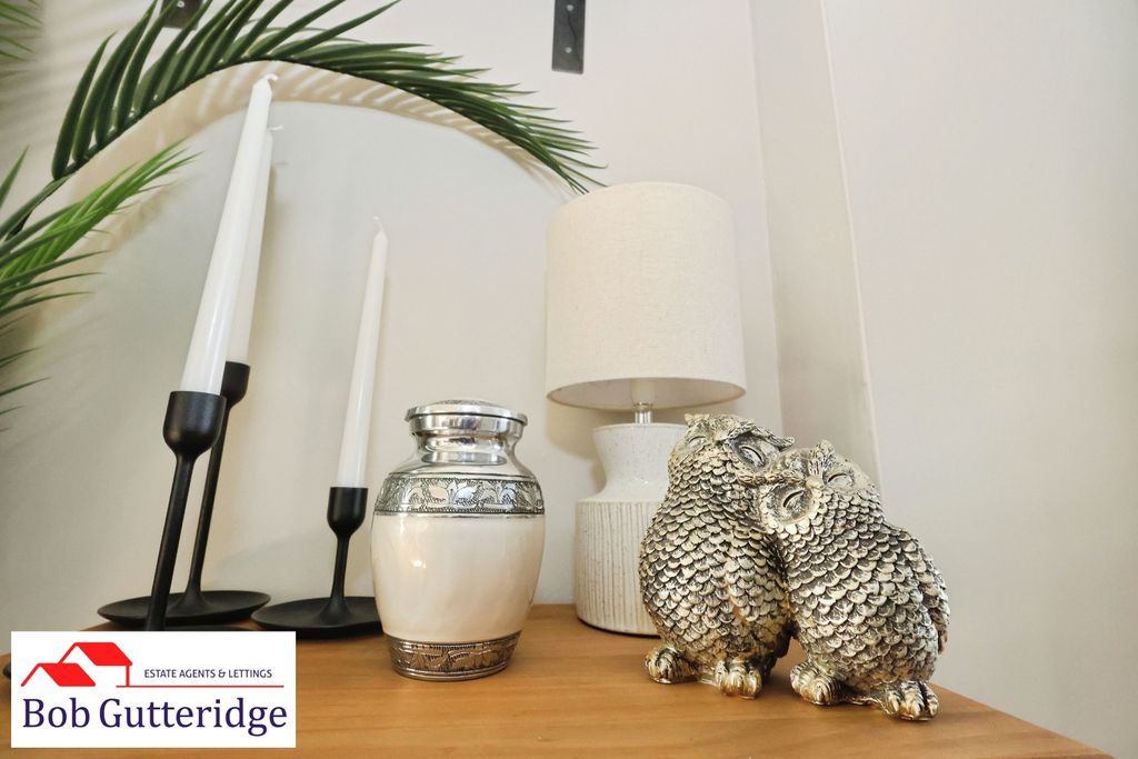 Property photo 3 of 34 Pbox-Img.Jpg