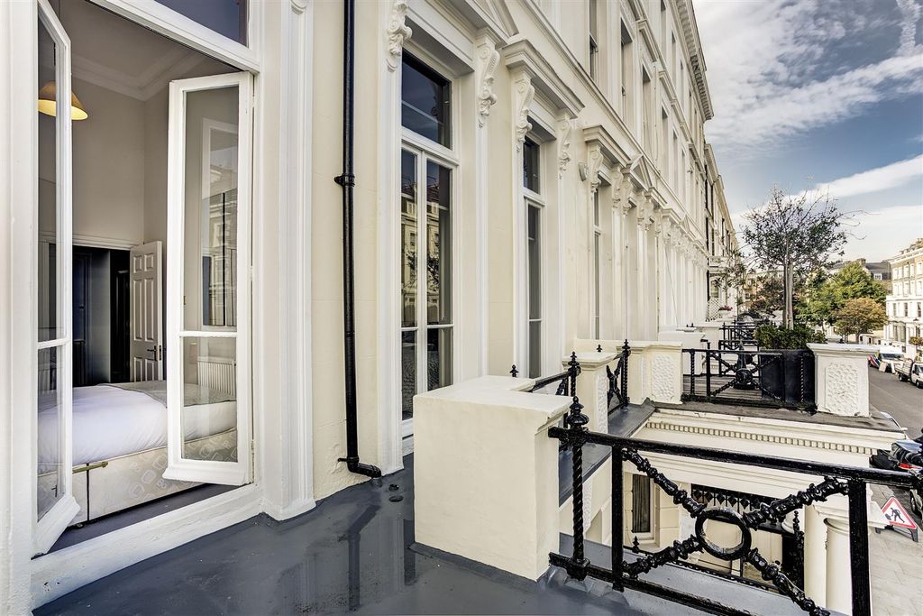 Property photo 3 of 7 79-81 Lexham Gardens.Jpg