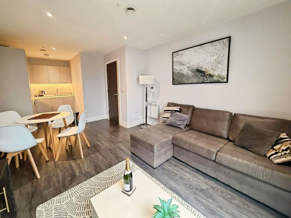 Property photo 2 of 12 Picture No. 06