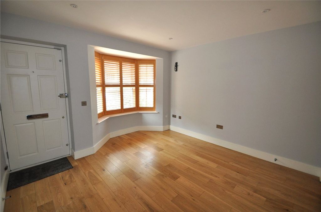 Property photo 2 of 15 Picture No. 43