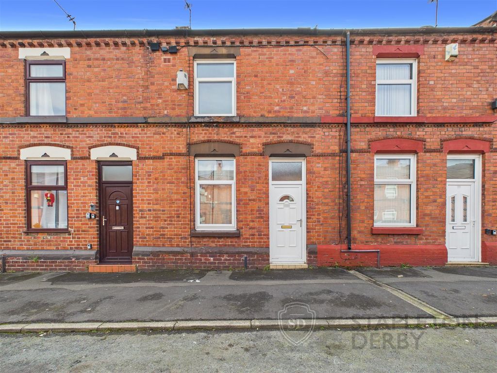 Property photo 1 of 10 Cam04709G0-Pr0360-Still010.Jpg