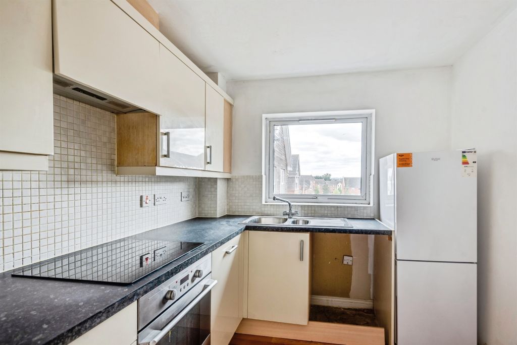 Property photo 2 of 13