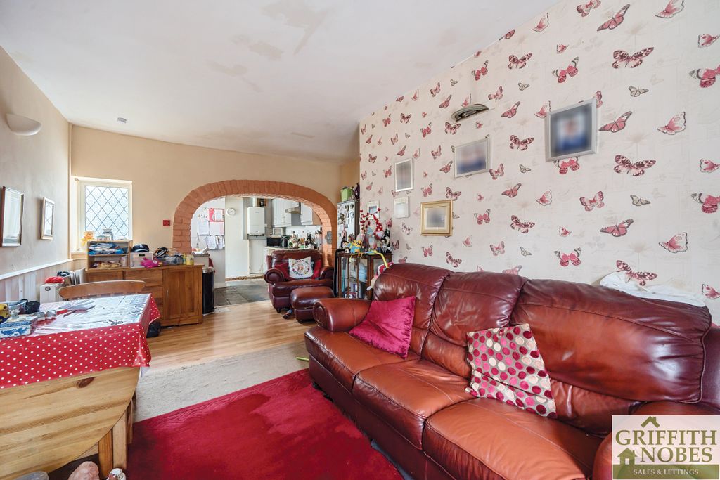 Property photo 3 of 17 1168059 (3)