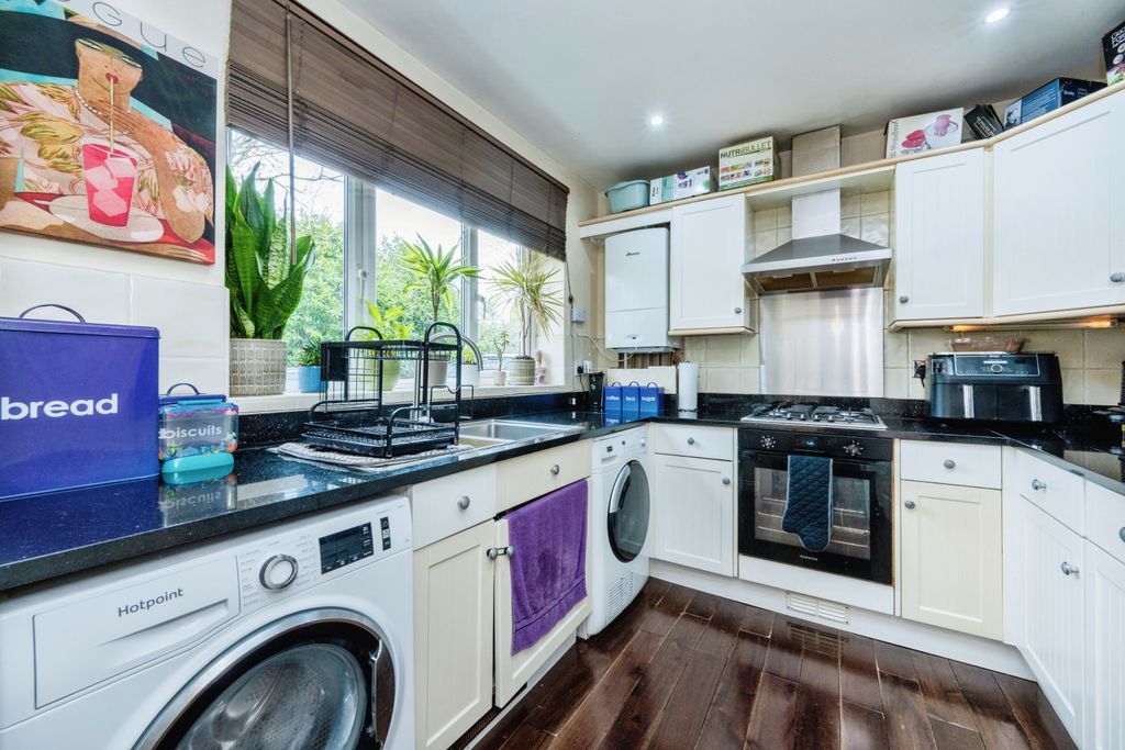 Property photo 3 of 17 c178dc2535142408B9597Ff898B8d2E98B57210c.Jpeg