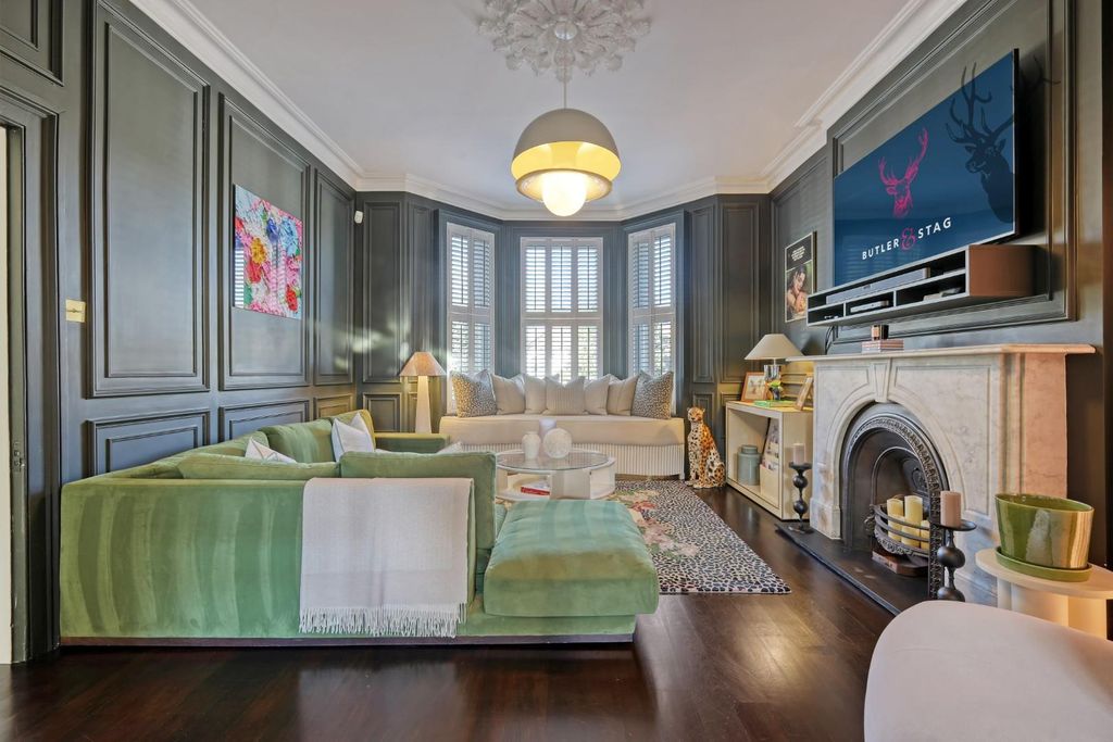 Property photo 2 of 30